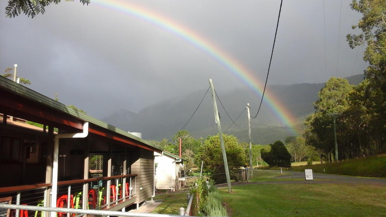 Christmas Creek Cafe & Cabins Lamington Luaran gambar